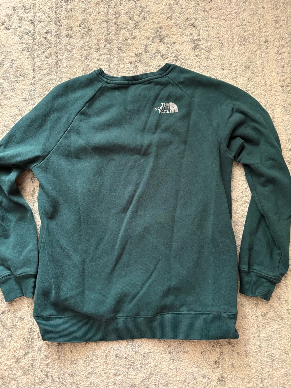 The North Face Women’s Deep Green Script Logo Crewneck Sweatshirt - Picture 2 of 3